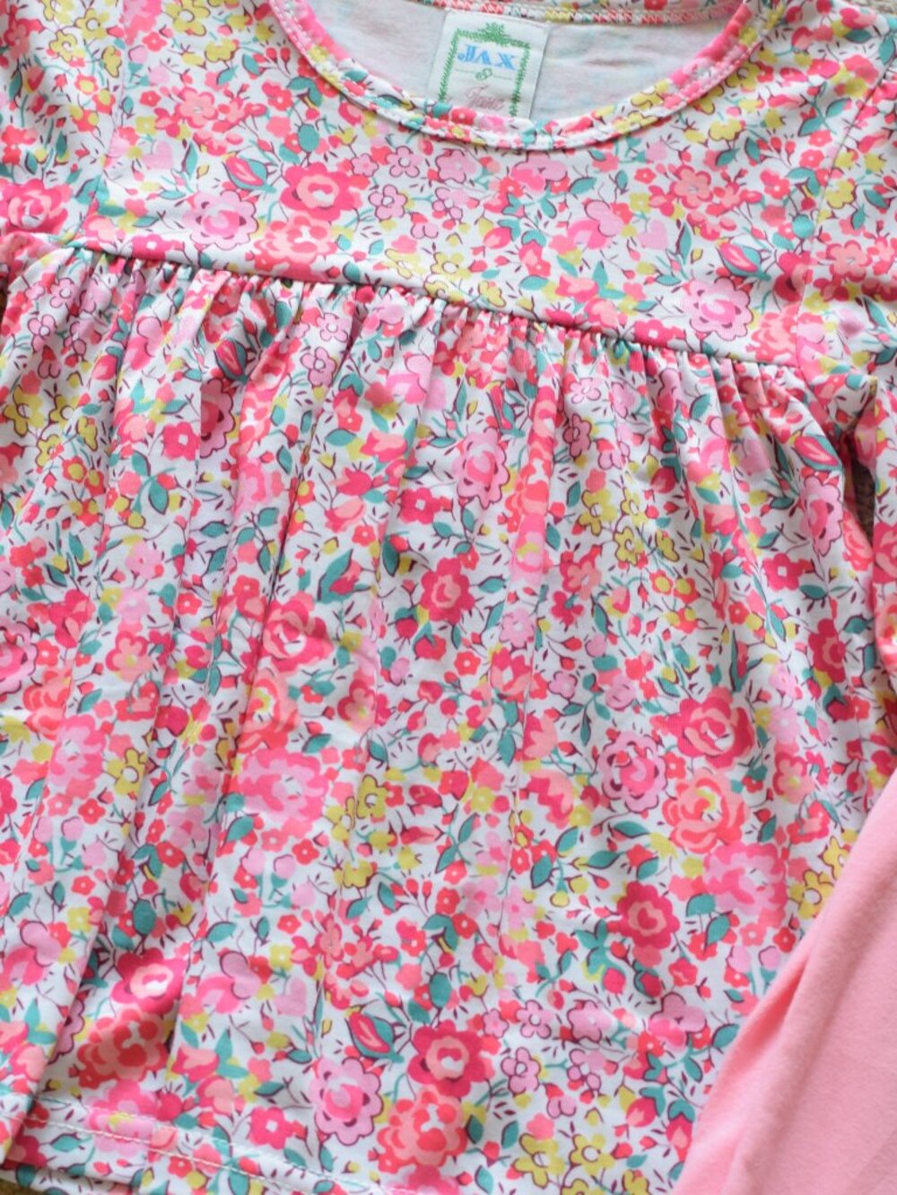 Girls NWT Long Sleeve and Pants Flower Set